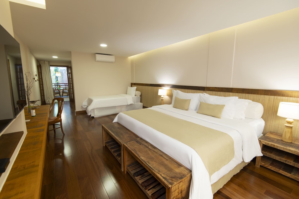Lanai, Premium, King Bed, Garden View