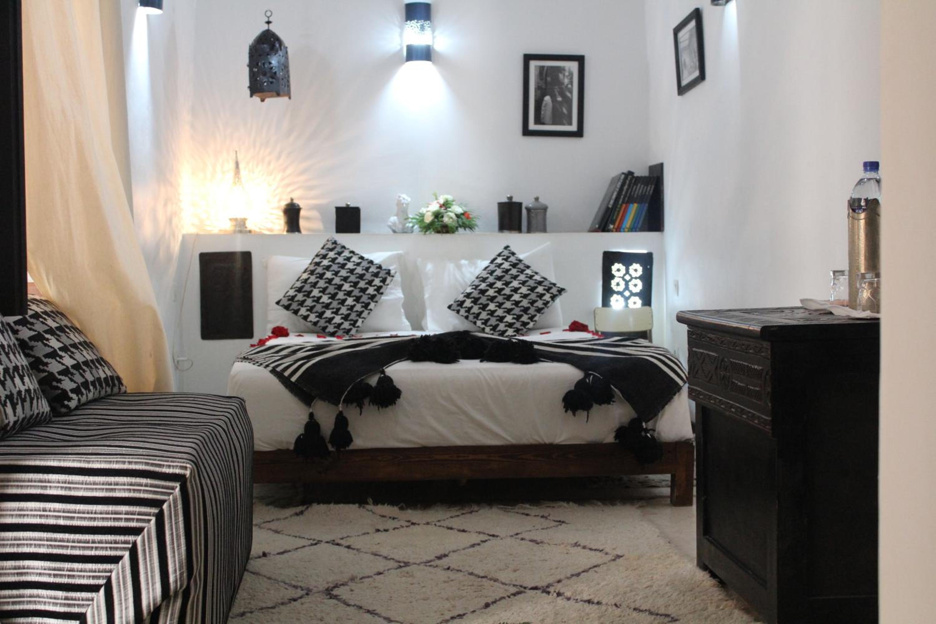 Room, Double Bed