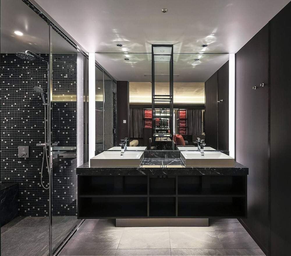 Kkr Hotel Osaka 15/60