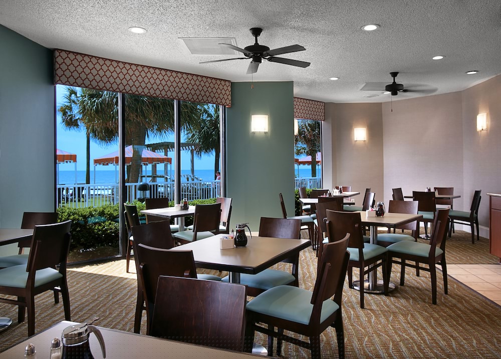 The Strand - A Boutique Resort (ex Breakers Boutique North Tower) 63/80
