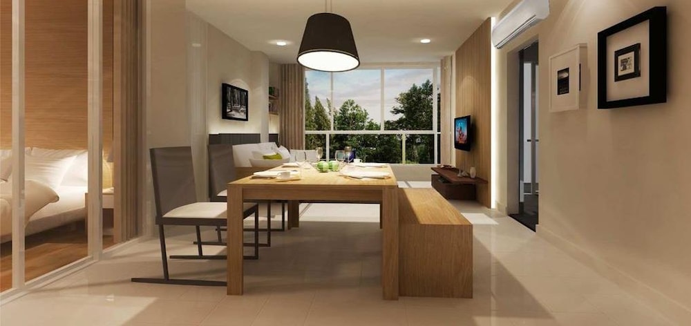 HILL MYNA CONDOTEL 49/56