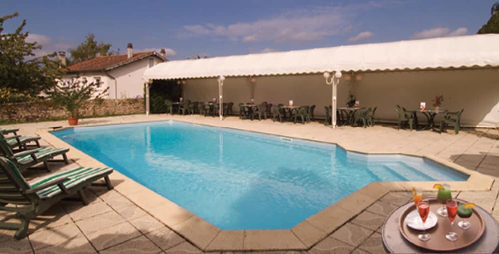 The Originals City, Hotel Le Boeuf Rouge, Saint-Junien 3/56