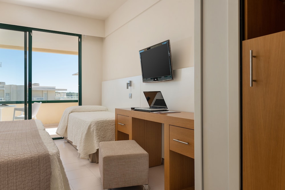 Welike Hotel Marfil Playa 33/81