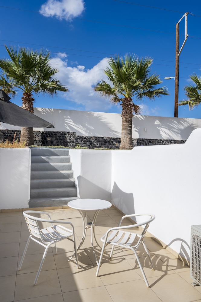 Smy Mediterranean White Santorini - Adults Only in SANTORINI
