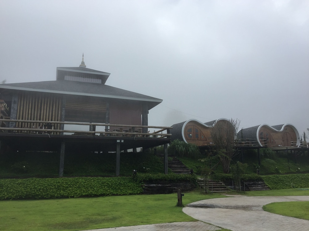 Kiripura Resort 3/32