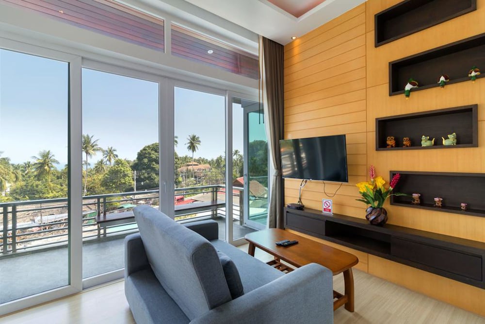 Surisa Seaview Pool Villas 25/38
