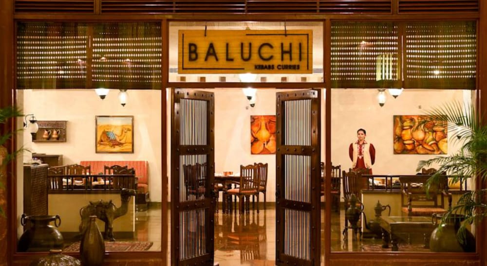 THE LALIT MUMBAI 52/67