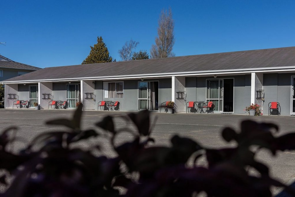 Mount Hutt Motels 52/58