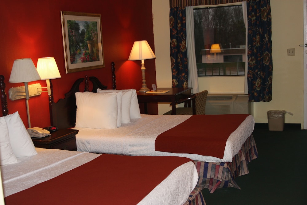 Best Inn Booneville 10/21