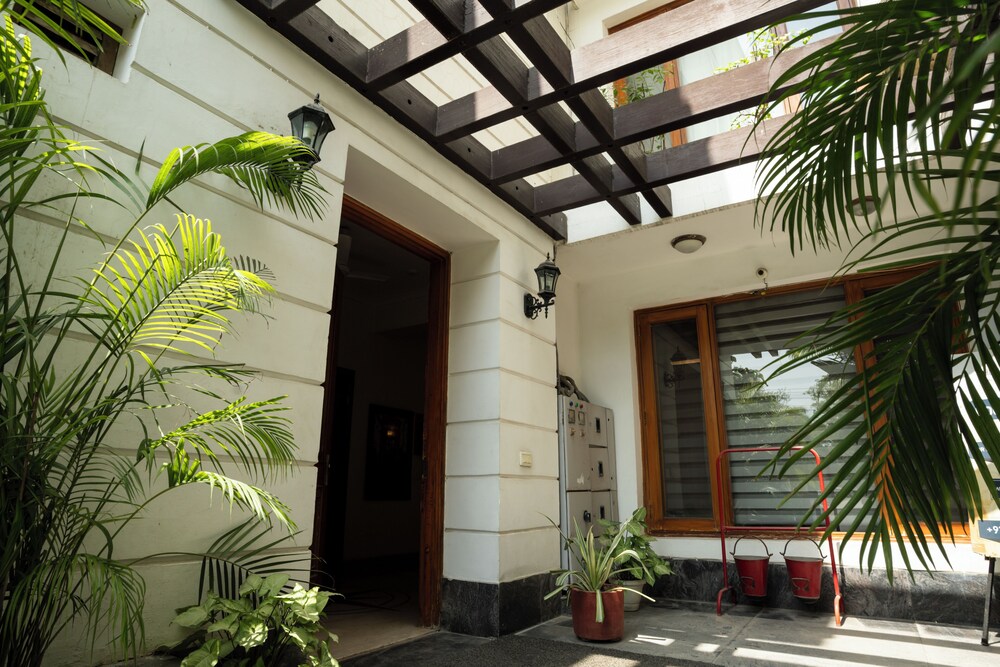 Ahuja Residency Gurgaon 9/50