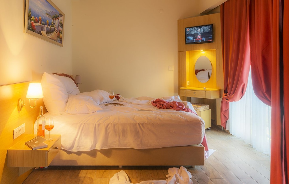 Esida Hotel 16/49