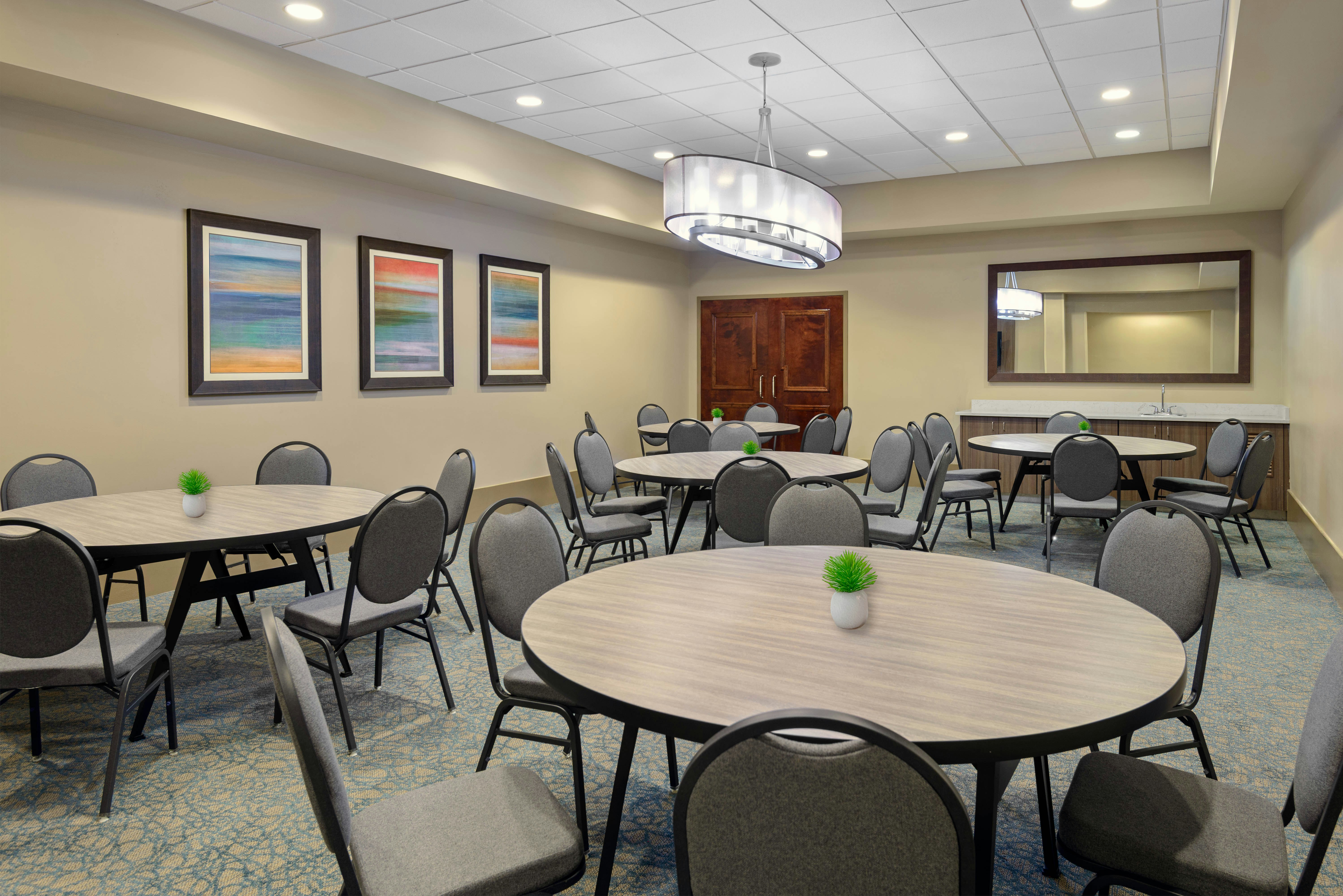 DoubleTree by Hilton West Palm Beach Airport 32/38