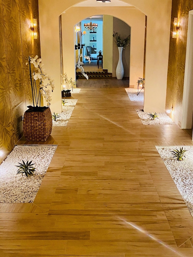 Panorama Hotel 23/56