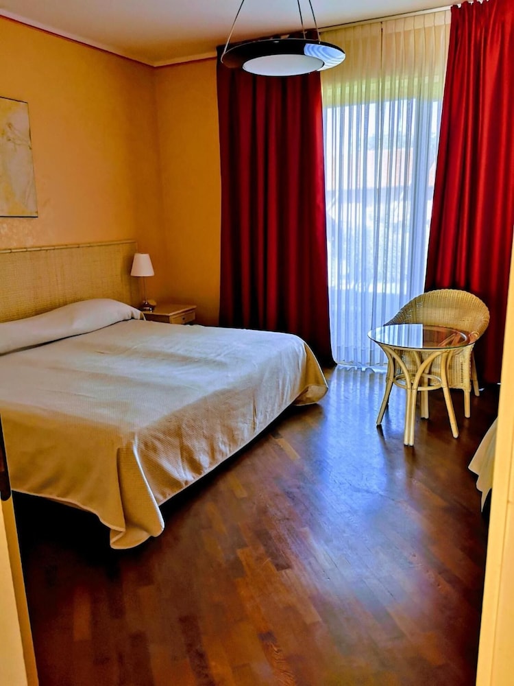 Serravalle Golf Hotel 3/50