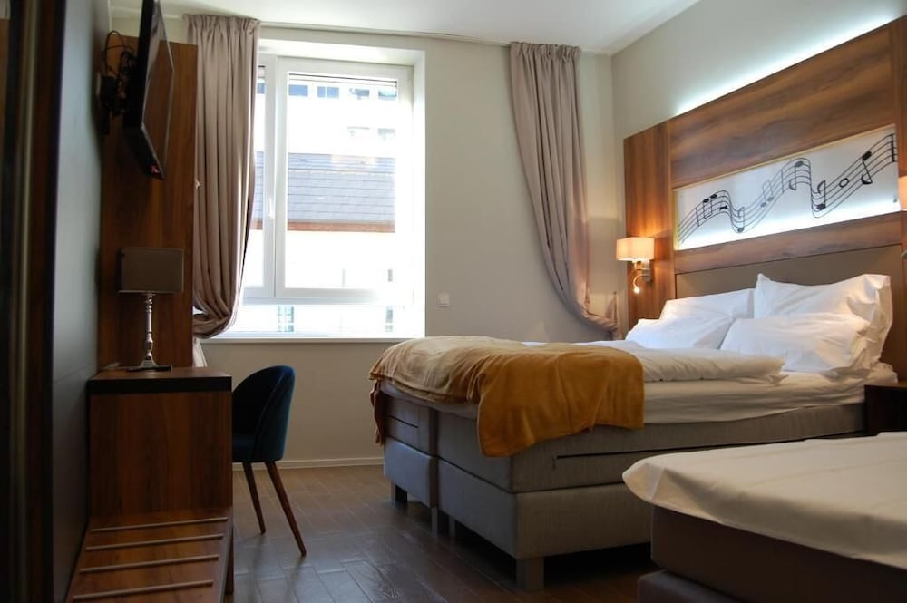Apollo Hotel Vienna 12/50