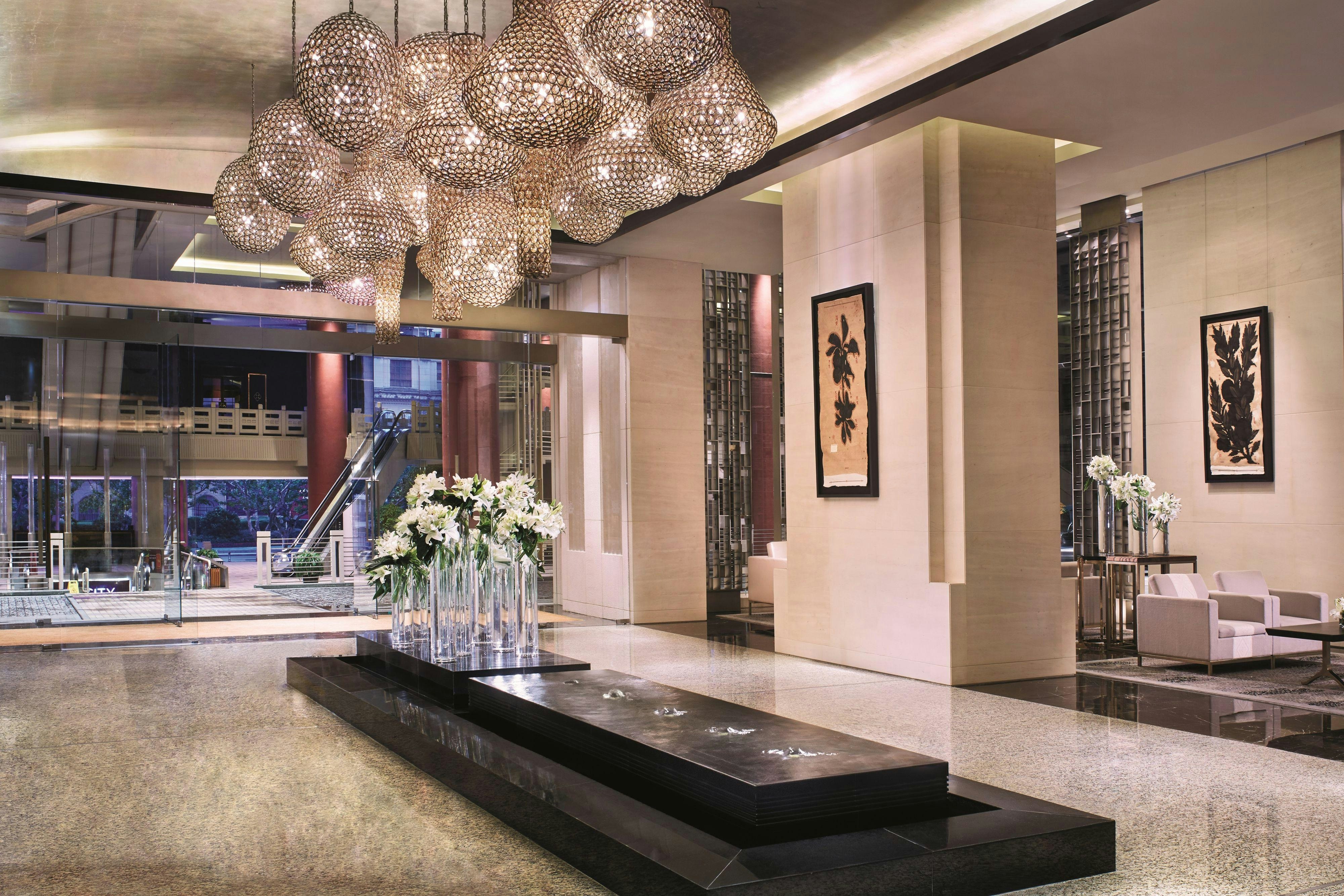 Portman Ritz Carlton 7/43