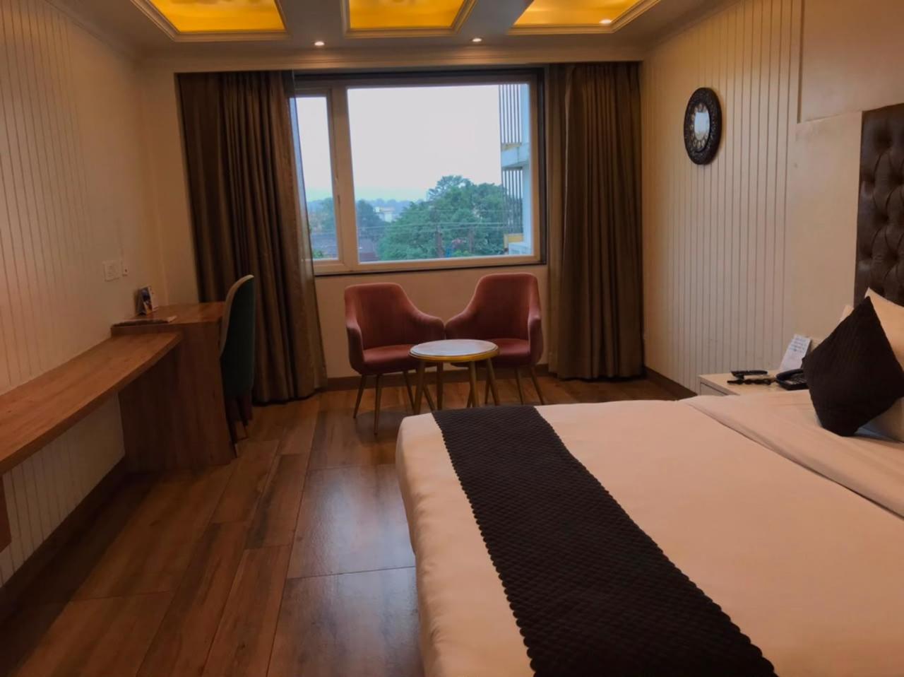 Sapphire Sky Hotel 18/50