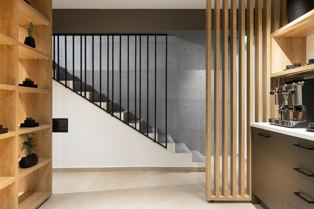 11 Enteka Acropolis Suites 27/50