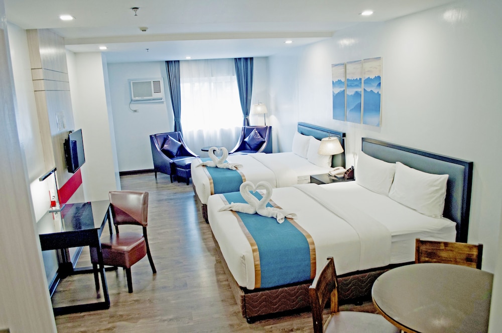 The Studio 89 Residences 48/64