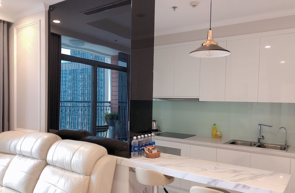 Kelly House - Vinhomes Central Park 50/50
