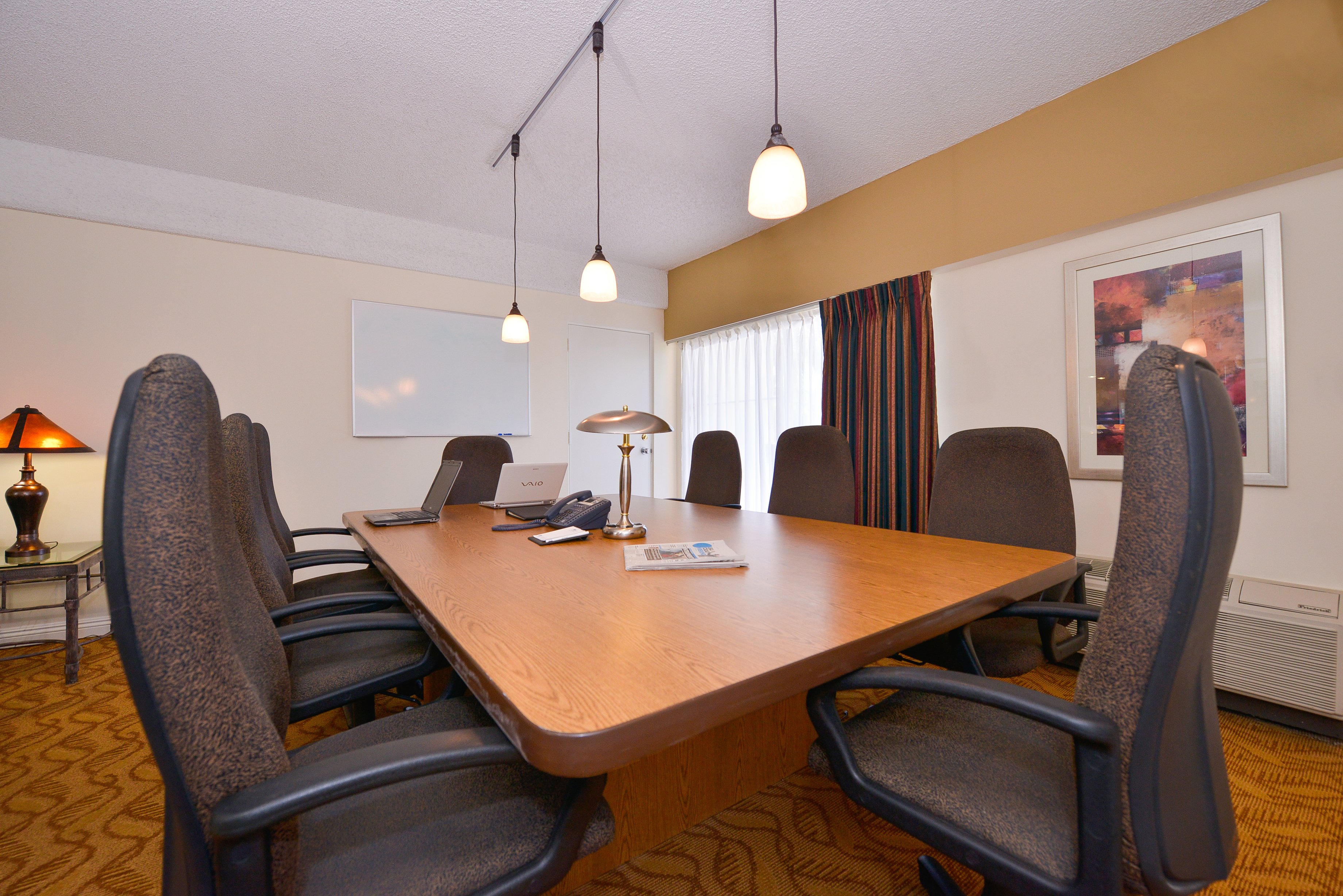 Best Western Plus Thousand Oaks Inn 39/50