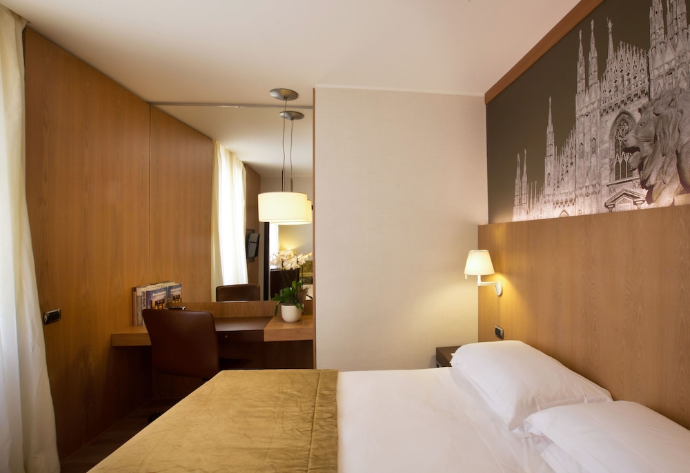 Starhotels Ritz 23/70
