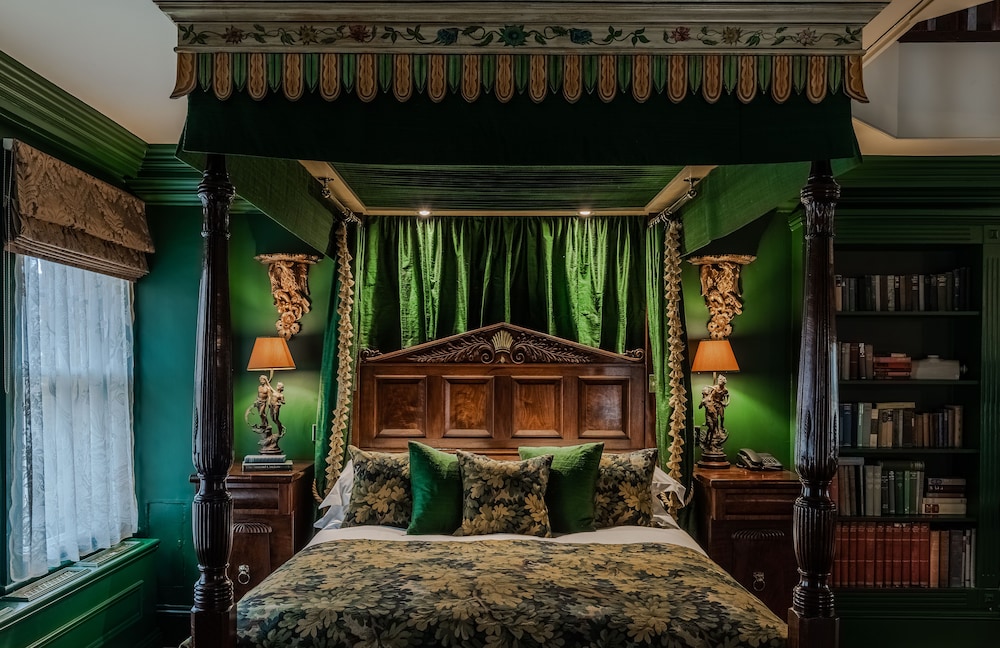 The Rookery Hotel 3/62
