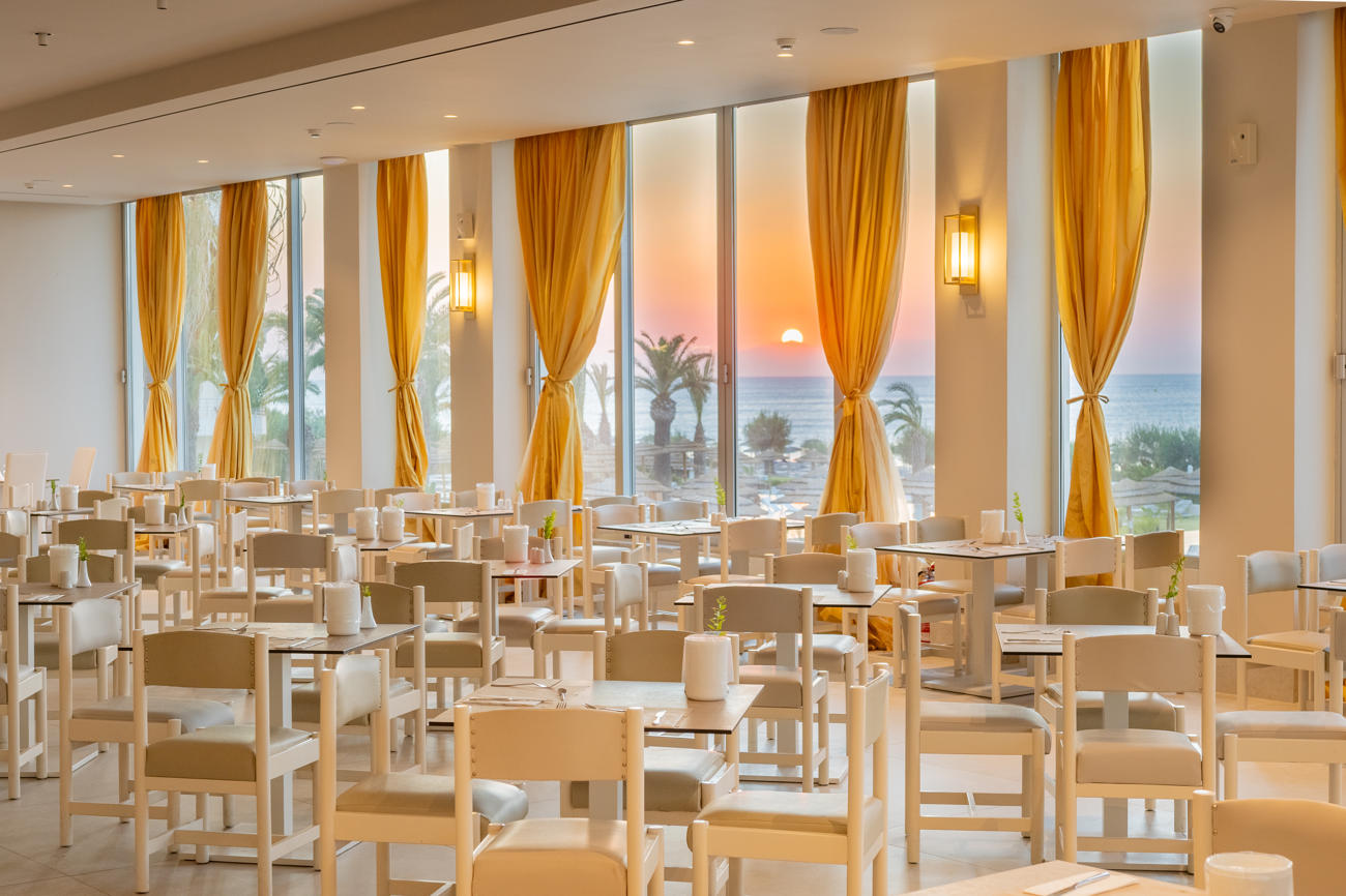 Pegasos Deluxe Beach Hotel 95/113
