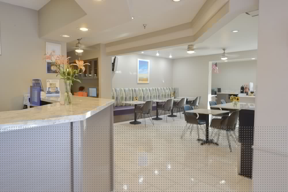 Days Inn & Suites By Wyndham Airport Albuquerque 32/38
