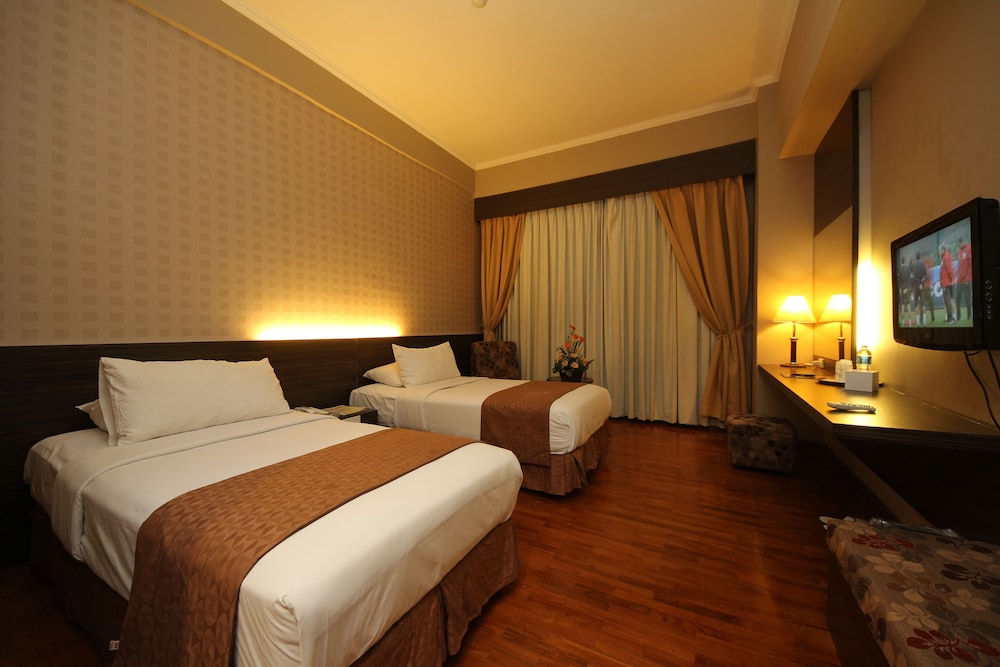 Kaisar Hotel 16/56