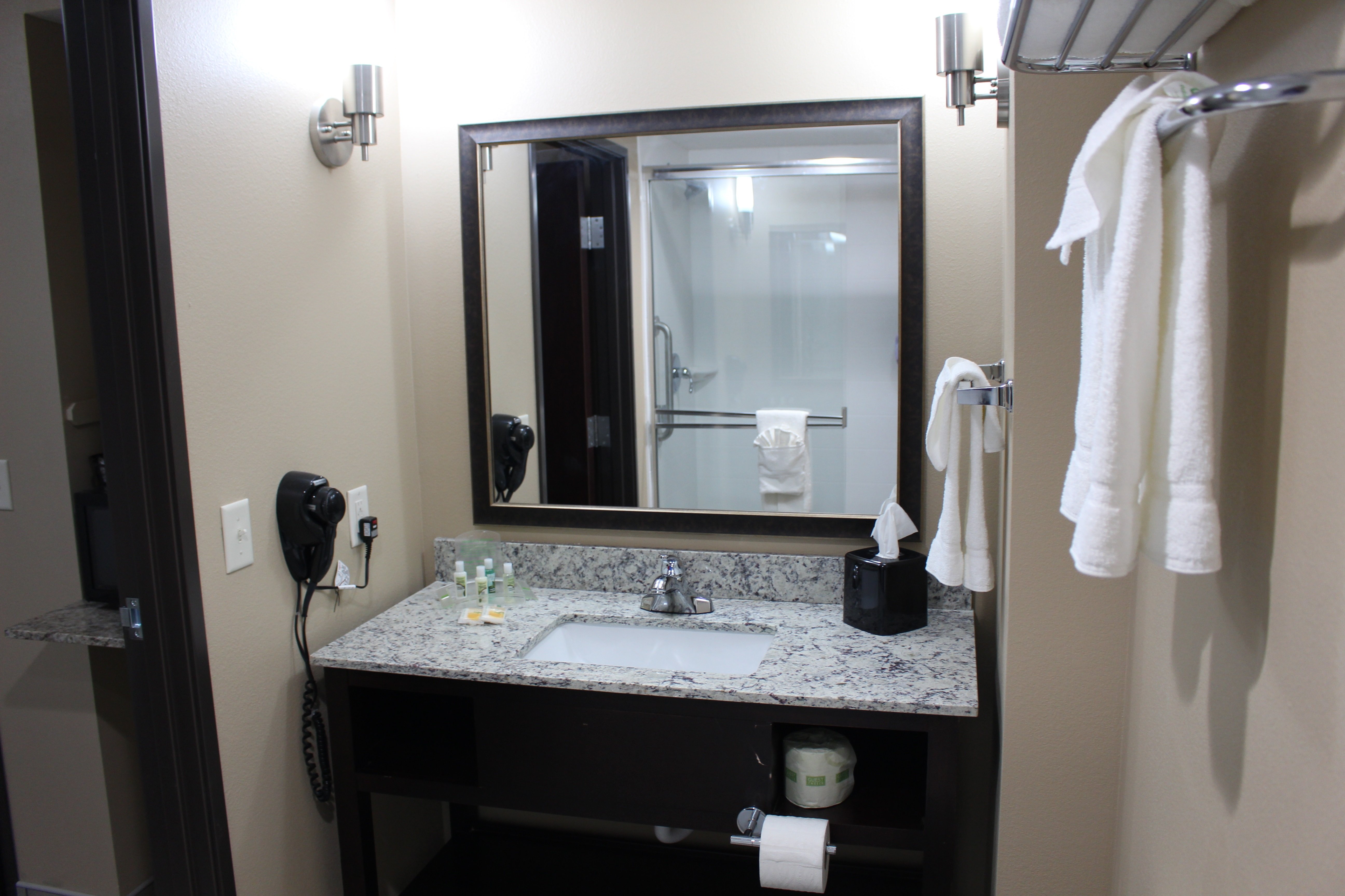 Holiday Inn Salina 41/41