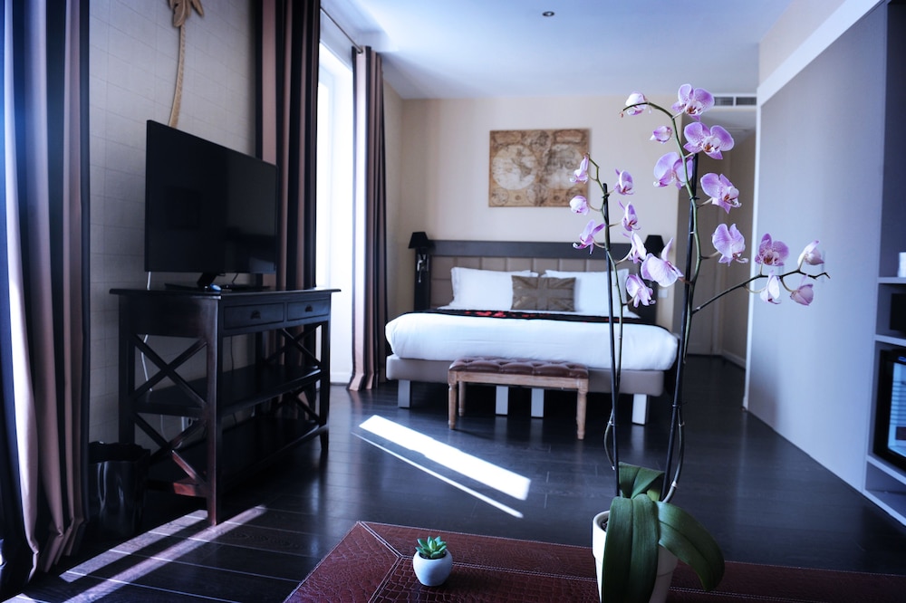 La Villa Cap D Antibes 34/77