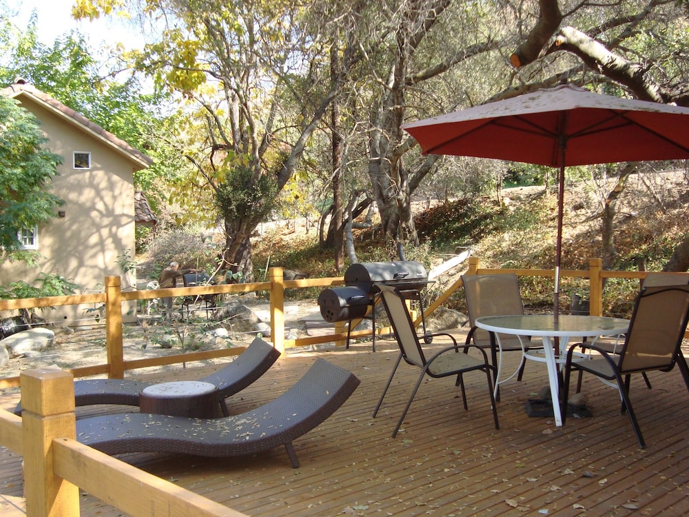 Sequoia Riverfront Cabins 44/71