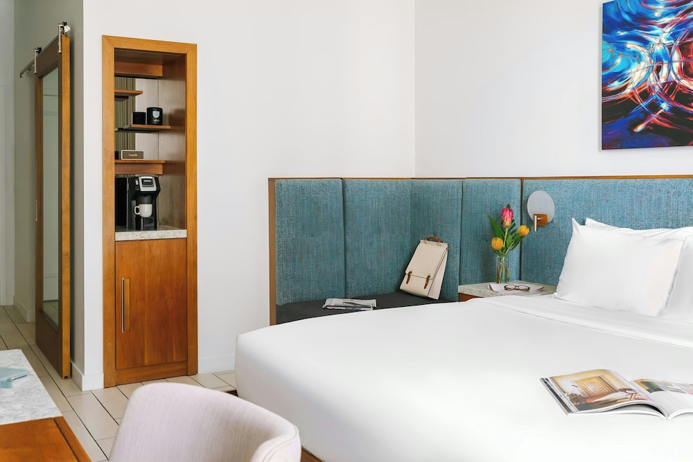 CIRC HOTEL 22/59