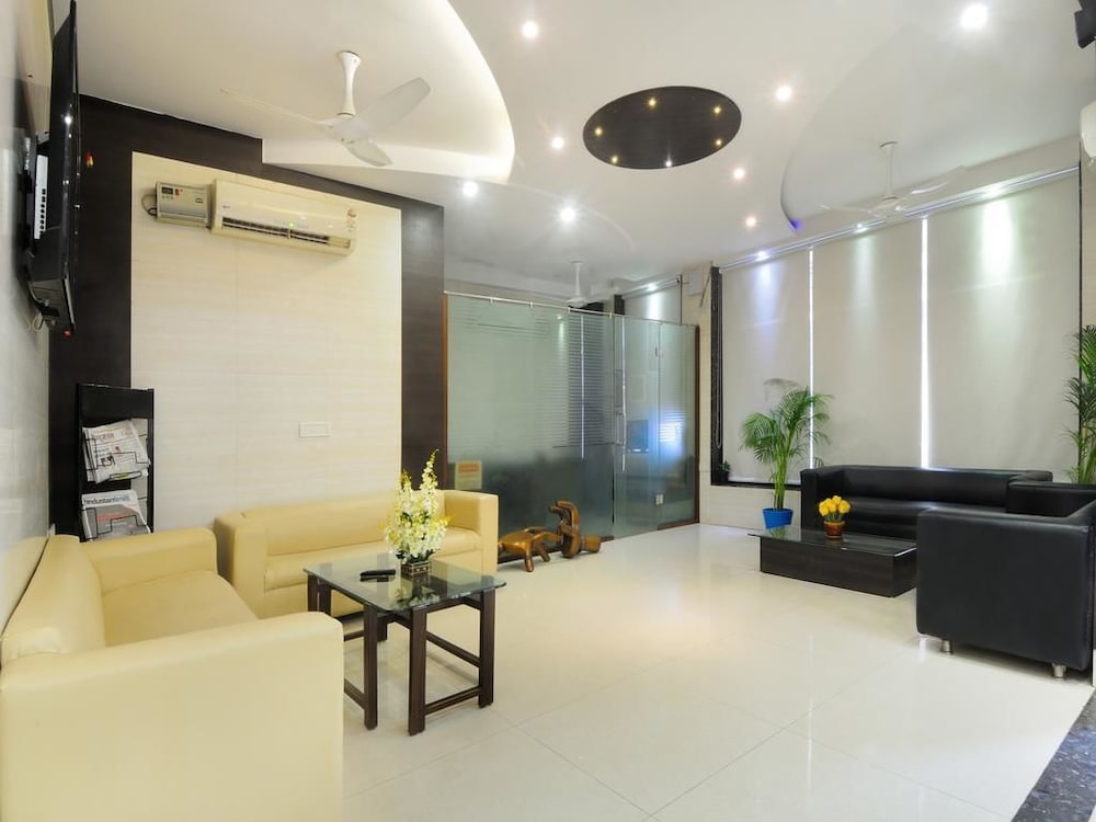 Hotel Sky Rich International 20/33