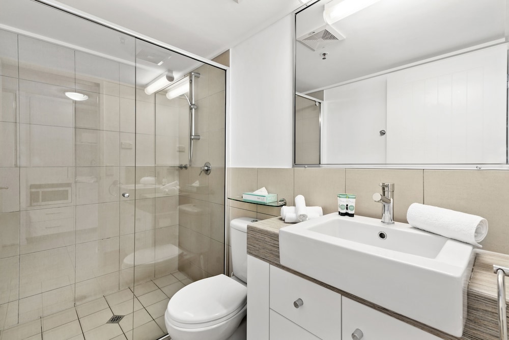 Cairns Central Plaza Apartment Hotel 38/43