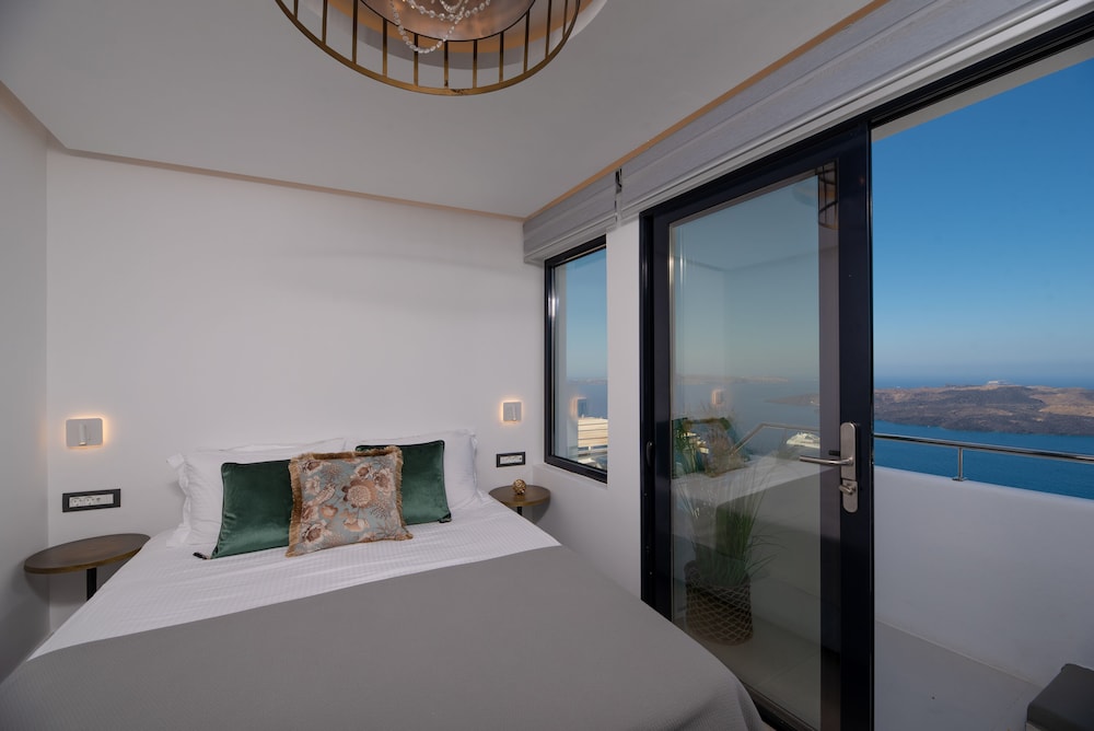 Day Dream Luxury Suites 24/81