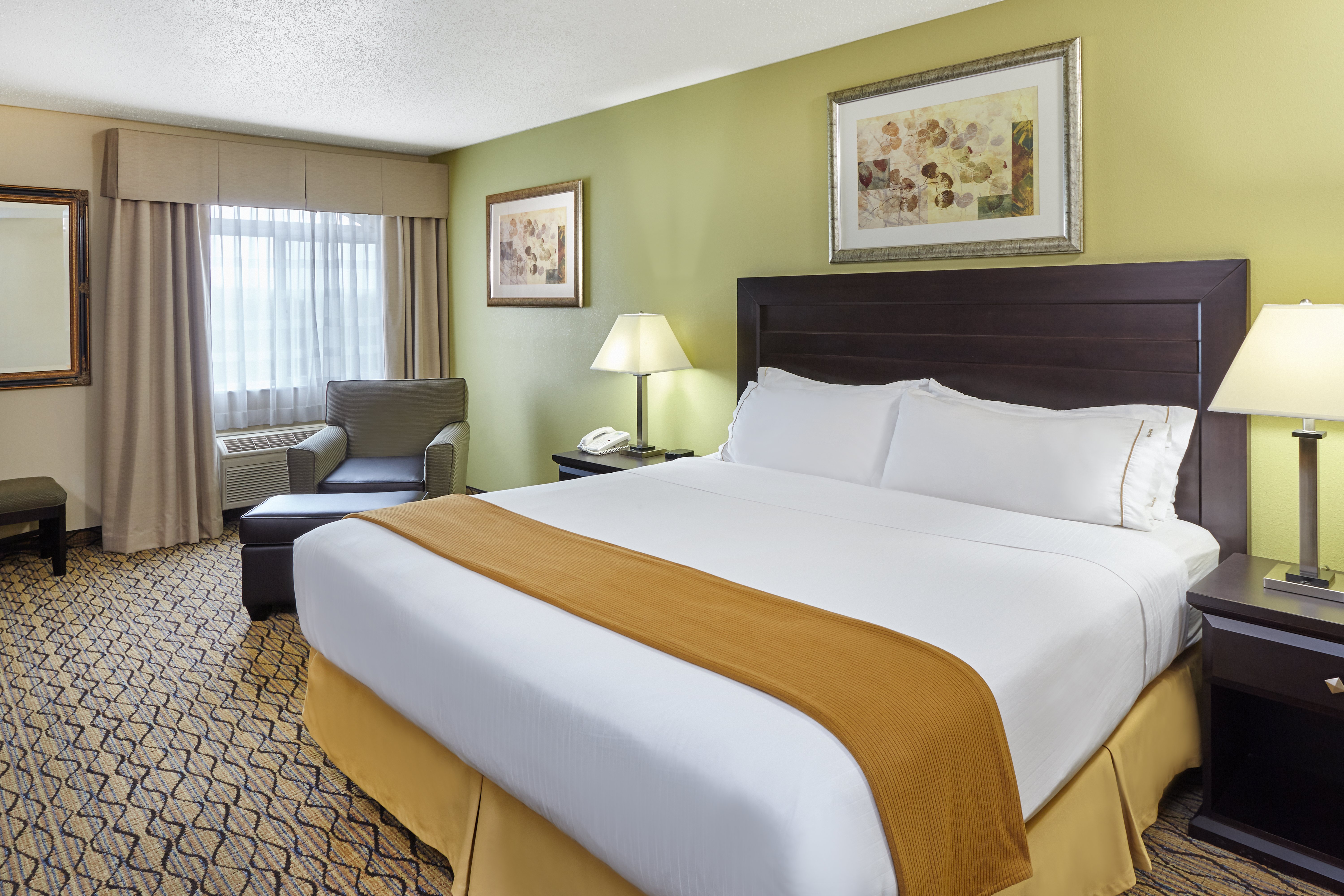 Holiday Inn Express Hotel And Suites Chicago Libertyville 22/63