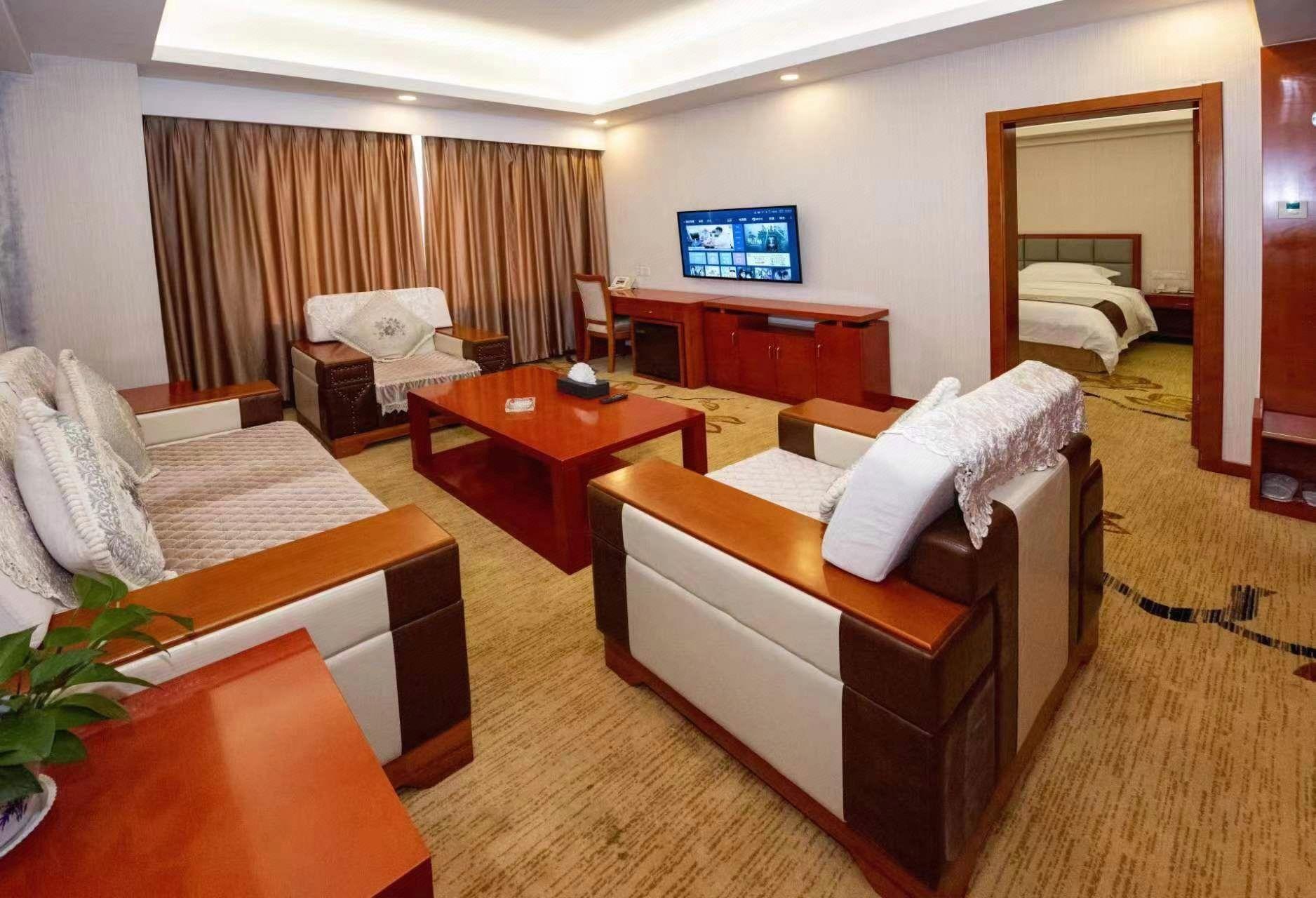 Kunyu Hotel 6/13
