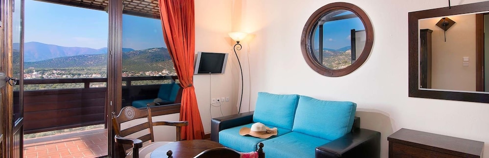 Kallisti Apartment Hotel 38/38