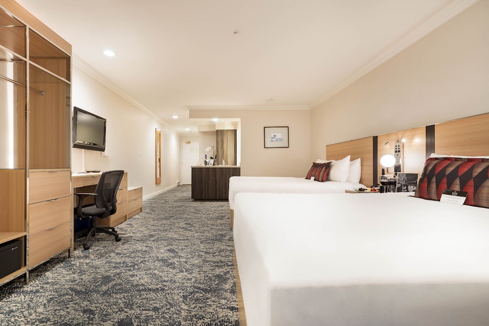 Executive Suites Hotel and Conference Centre Metro Vancouver 20/57