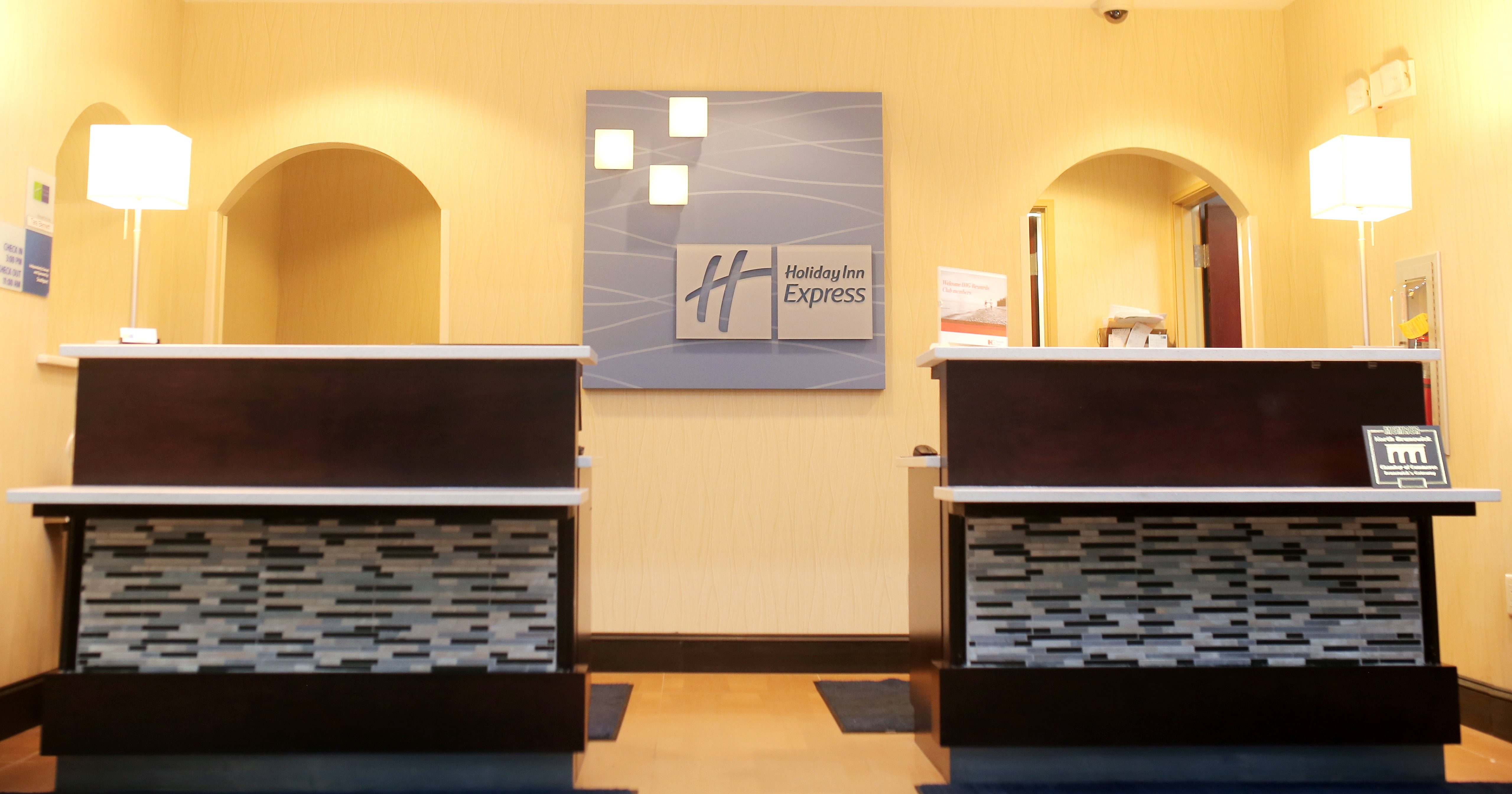 Holiday Inn Express Suites Southport Oak Island Area 9/58