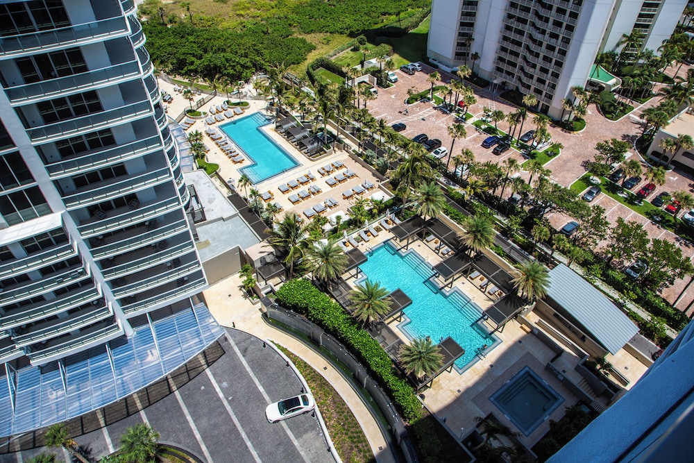 Amrit Ocean Resort & Residences - Singer Island 7/42