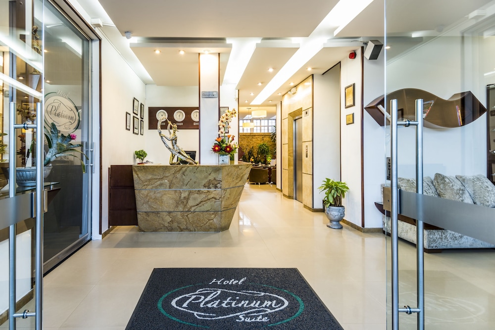 Hotel Platinum Suite 9/49