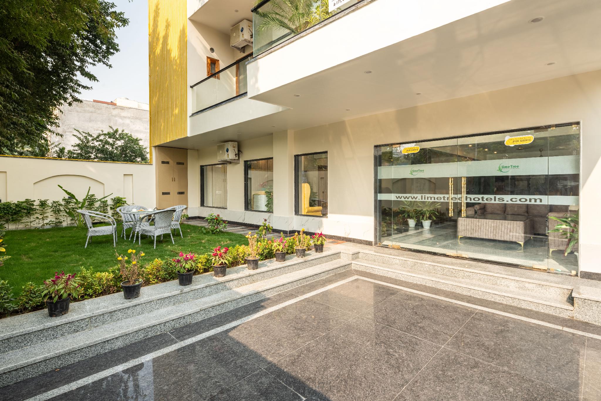 Lime Tree Hotel & One BHK Serviced Apartment Noida Grand Central Next to Sector 51 metro 22/25