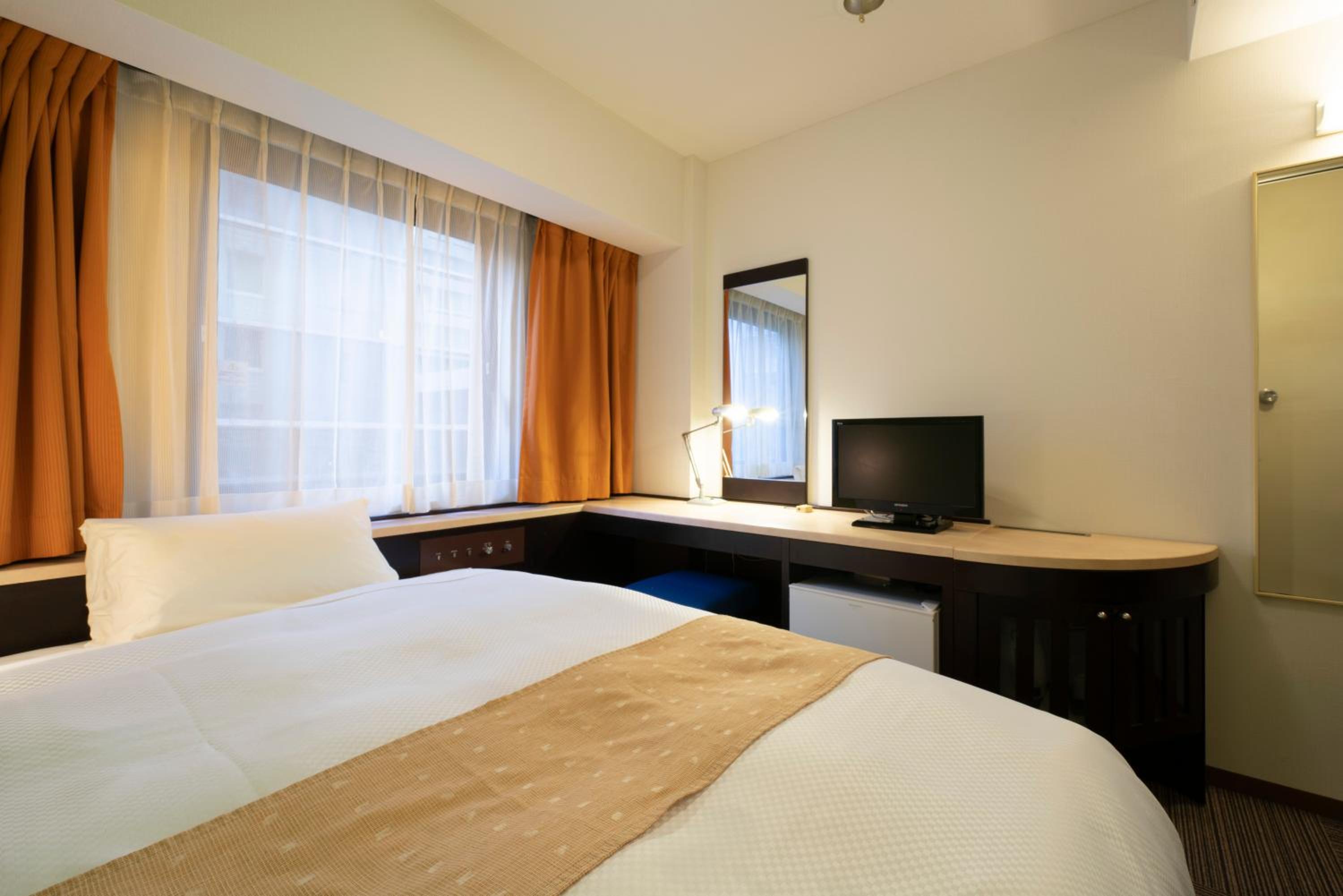 Economy, Double Bed