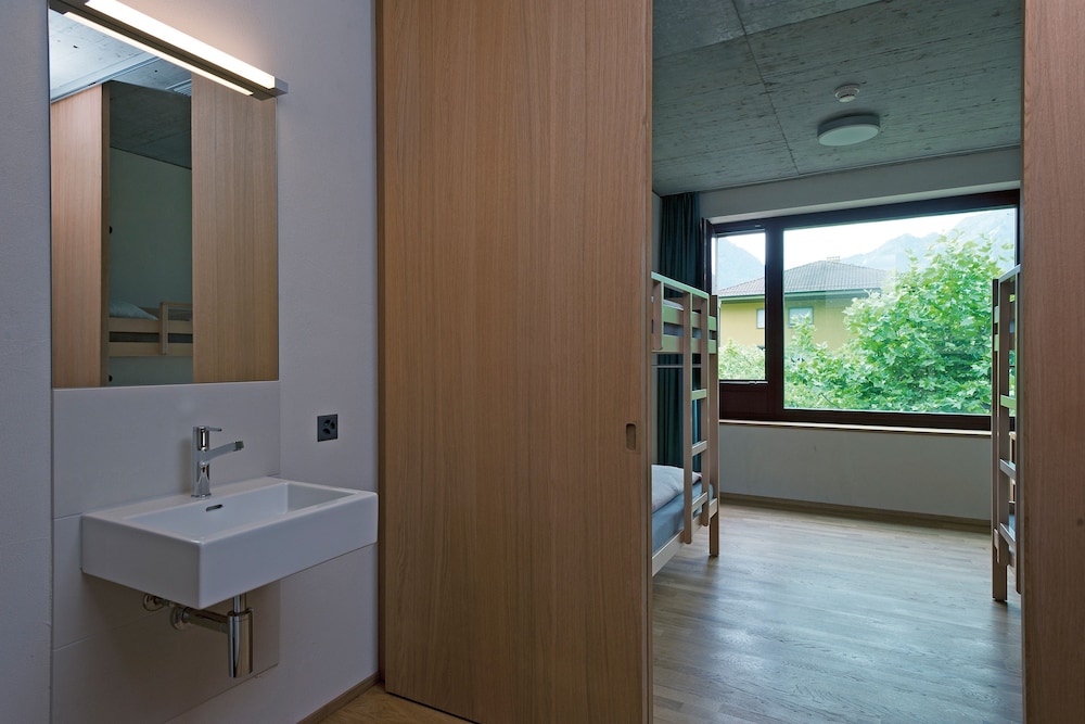 Interlaken Youth Hostel 63/63