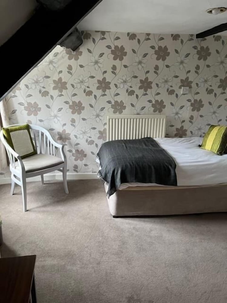 Castle Lodge Hotel 45/63