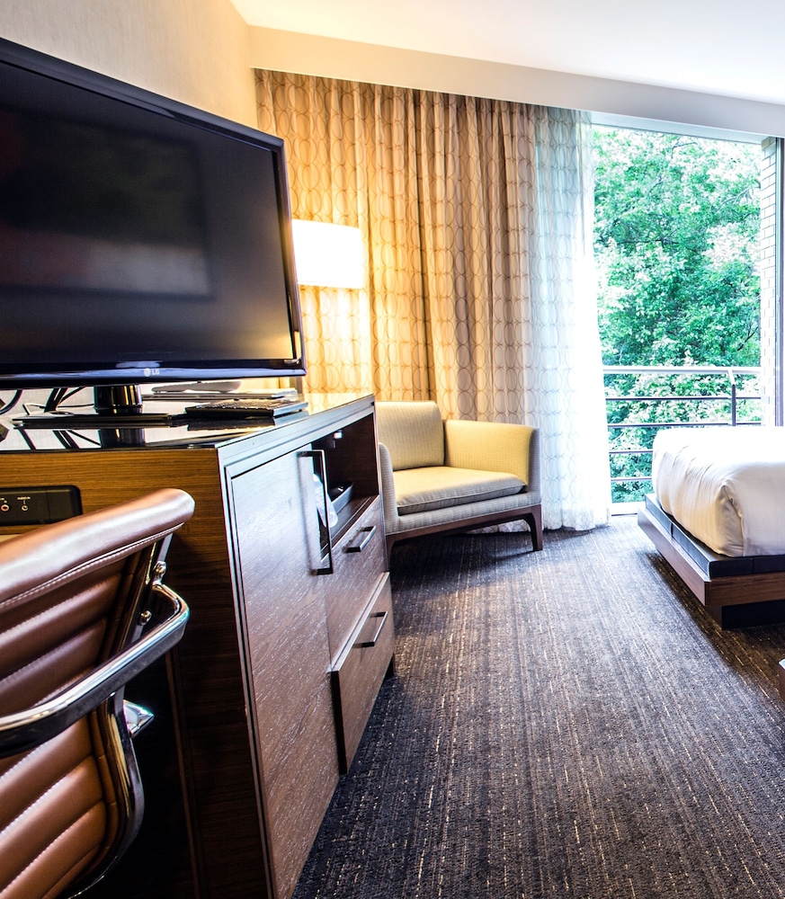Hyatt Lodge Oak Brook Chicago 63/71
