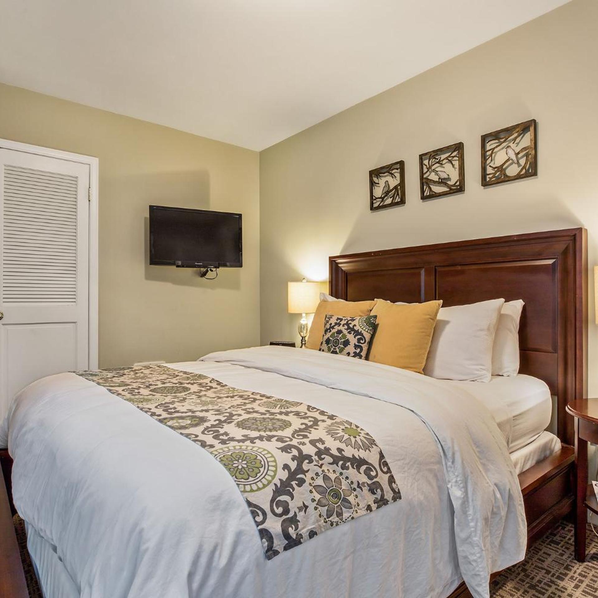 Parker Guest House 13/46